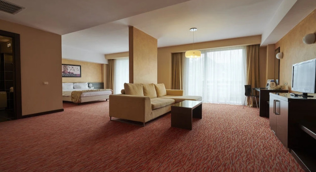 Апартаменты с балконом Hotel Clermont