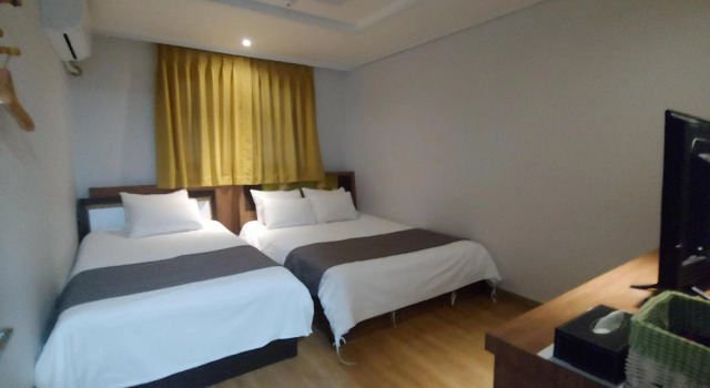 Трёхместный номер Standard Gallery Hotel BnB