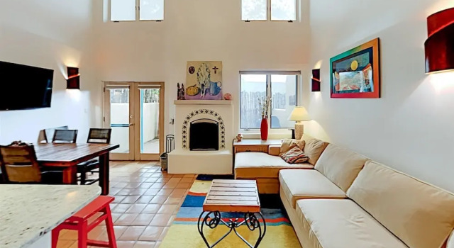 Casa Monzon - Perfect Location, Bright and Sunny Interior, Varaa Lomakoti Santa Fe New Mexico