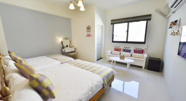 Четырёхместный номер Standard Avenue B&B