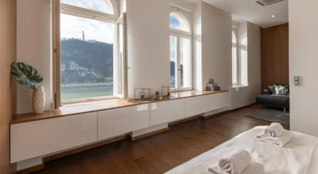 Апартаменты Panorama Luxury Dream Home in The Center