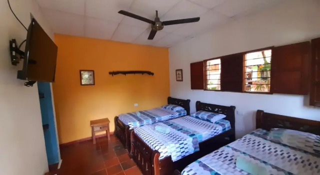 Трёхместный номер Standard Hostal La Casa de Felipe