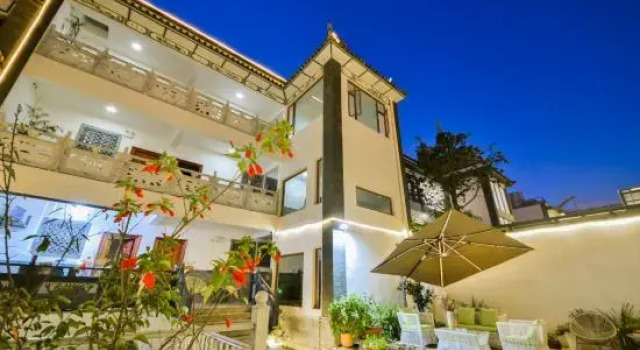 Dali Foreign Township Autumn Residence