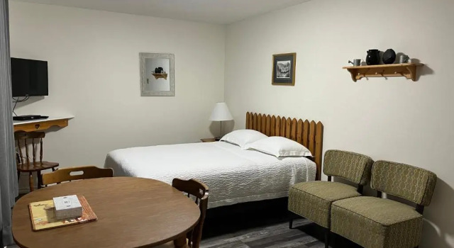Семейный люкс Empire Motel