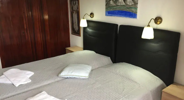 Семейные апартаменты с 2 комнатами с видом на сад Alexander Apartments