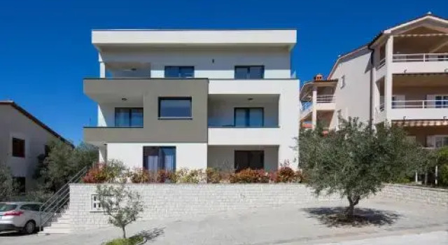 Lemechi Casa Girasole Apartments, Забронировать Апартаменты/квартира Отели Рабац с парковкой, рядом с Пляж Гиранделла – Рабац, Парковка