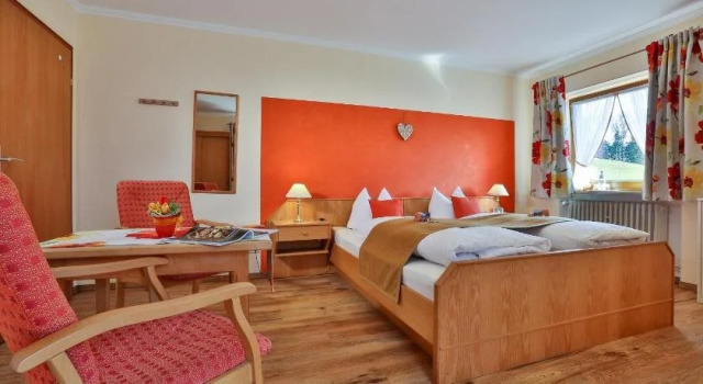 Gästehaus Heißenlehen, Varaa Hotelli Hotellit Baijeri pysäköinnillä, Pysäköinti