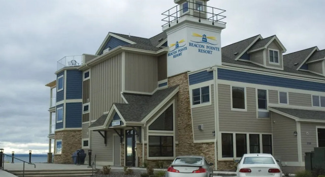 Beacon Pointe on Lake Superior, Buchen Sie Hotel Superior Wisconsin