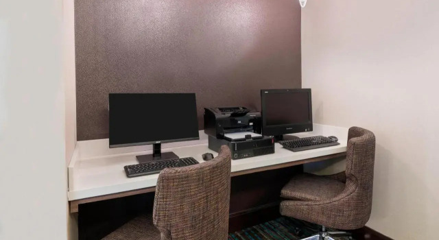 Residence Inn By Marriott Tallahassee North Capital Circle, Rezerwuj Hotel Hotele w Panhandle Florida ze śniadaniem, Śniadanie