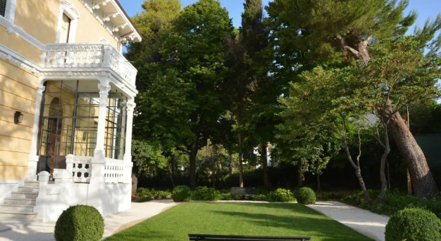 Villa Fernanda, Rezervovat Vila Sirolo 