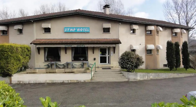 SympHotel