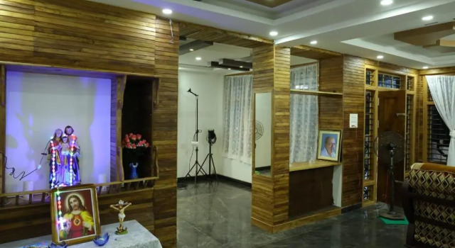 4 Bed Flat - Sleeps 8 - Pets - Smoking - Parking, Забронировать Апартаменты/квартира Апартаменты штата Кералы, недорого, Апартаменты/квартира