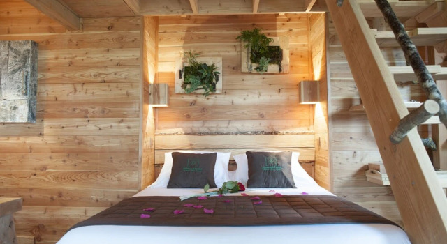 Cabane du bois des Nauzes, Prenota Hotel Gageac-et-Rouillac Aquitania