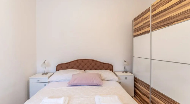 Waterfront Apartment in Vir with Balcony near Sea Beach
