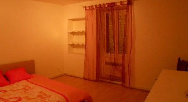 Chez Lionel, Rezervați Hotel Thézan-des-Corbières 
