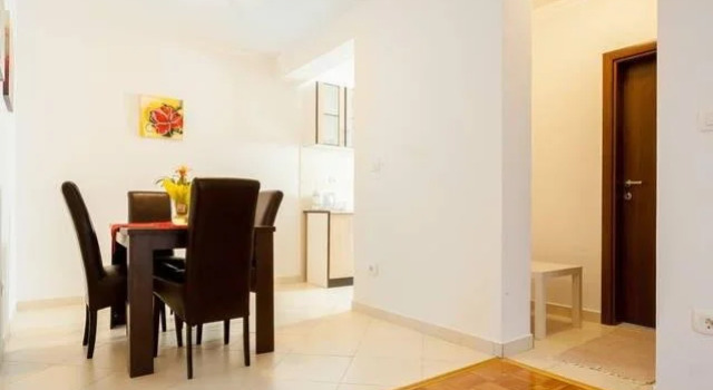 Sunny Flat With A Beautiful View
