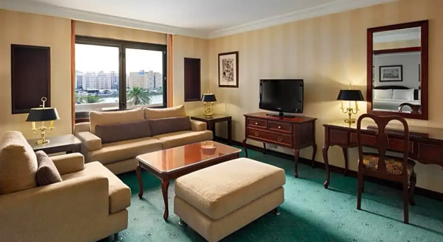 Полулюкс Mena Red Sea Palace Hotel