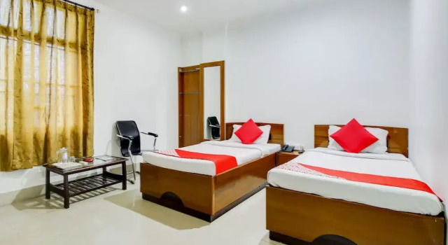 Hotel Royal Park by OYO Rooms, Reserva ahora Hotel Hoteles en Goalpara con desayuno, Desayunos