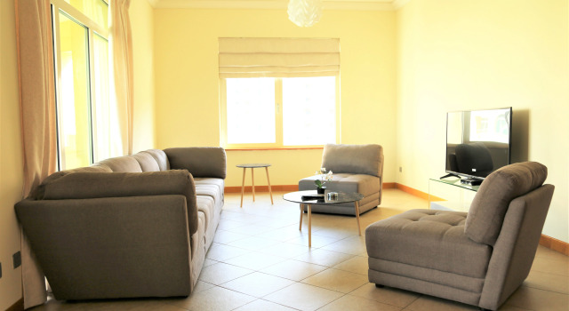 Luxury Stay at the Palm Shoreline Dubai, Забронировать Отель Отели Пальмы Джумейра с бассейном, Бассейн