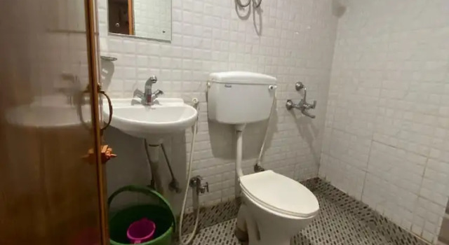 Номер Deluxe Goroomgo White Palace Hotel & Resort New Alipore Kolkata