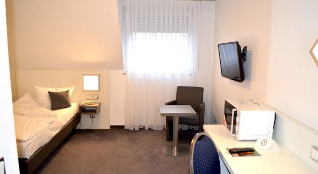 Одноместный номер Weber Hotel Mannheim