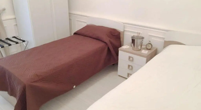 Economy Zimmer I Principi BB