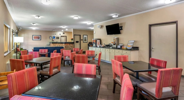 Comfort Inn Moline, Rezerwuj Hotel Hotele SPA w Quad Cities, SPA