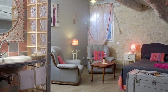 Konfor çift kişilik oda Logis Auberge De Tavel