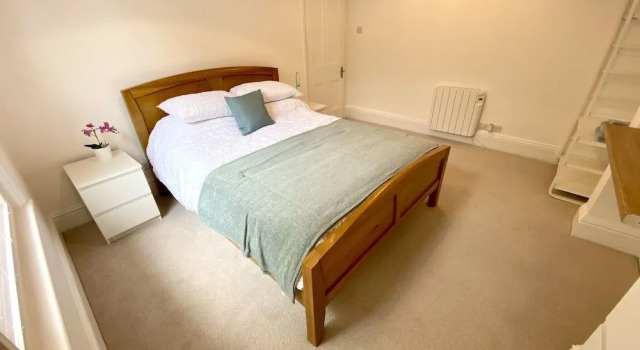 Spacious Two Bed Apartment in Poole, Varaa Huoneisto Asunnot kohteessa Merseyside, Huoneisto