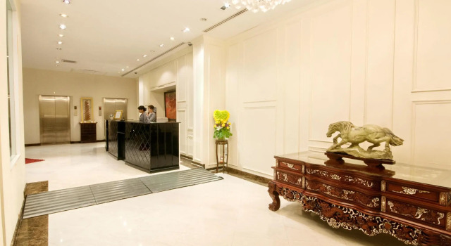 Отель The Bless Hotel and Residence