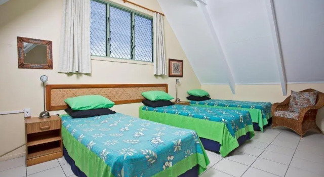 Whitesands Beach Villas, Book Hotel Hotels & Accommodations in Titikaveka, Hotel