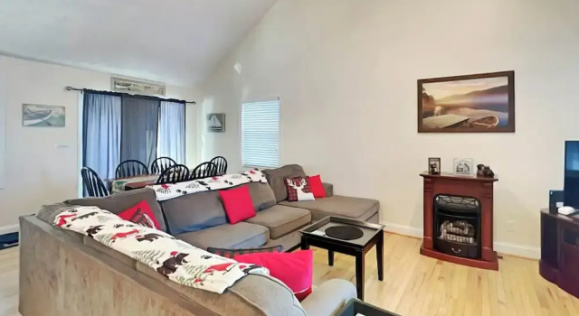 Lazy Bear Cabin by Taylor Made Deep Creek, Buchen Sie Hotel Hotels in Maryland mit Parkplatz, Parkplätze