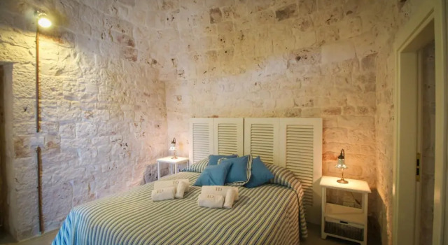 Коттедж TD Trulli di Bouganville w Large Amazing Pool
