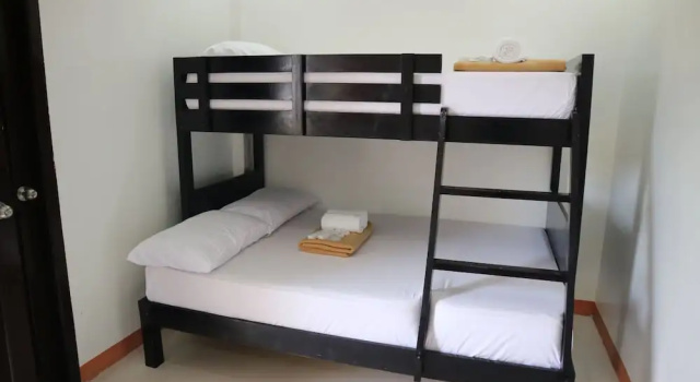 Четырёхместный номер Standard La Patricia Hotel