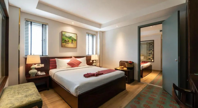 Семейный люкс Legend Au Lac Legend Hotel