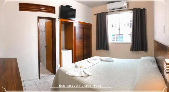 Полулюкс Esplanada Palace Hotel