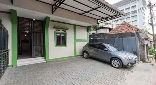 RedDoorz @ Suryakencana Bogor, Book Hotel Cheap Hotels in Bogor