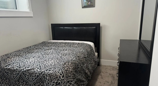 Elegant 2-bedroom Basement Suite in Wood Buffalo, Canada, Book Feriehus Villaer i Alberta, Villa