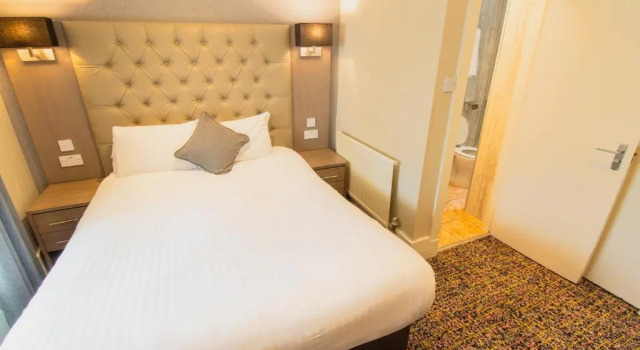 Номер Economy Albion Hotel