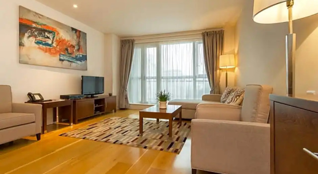 Апартаменты с 2 комнатами Circus Apartments By Bridgestreet