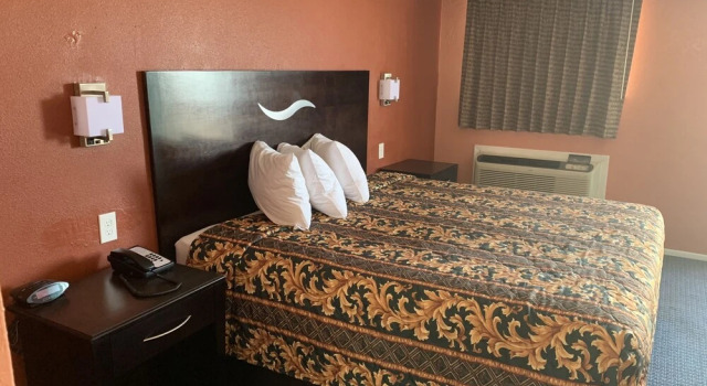Standard Doppel Zimmer Royal Inn Borger