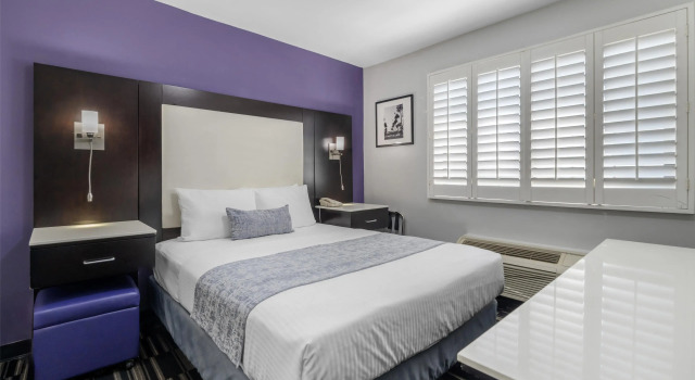 Четырёхместный люкс SureStay Hotel by Best Western Beverly Hills West LA
