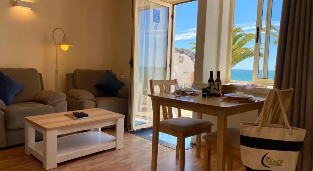 Студия seafront Luz Beach Apartments
