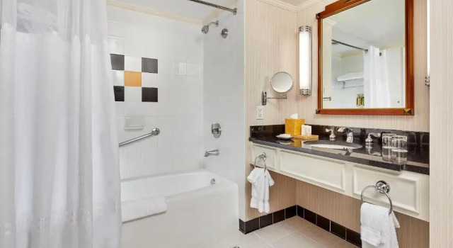 Двухместный номер Deluxe Orchard Hotel