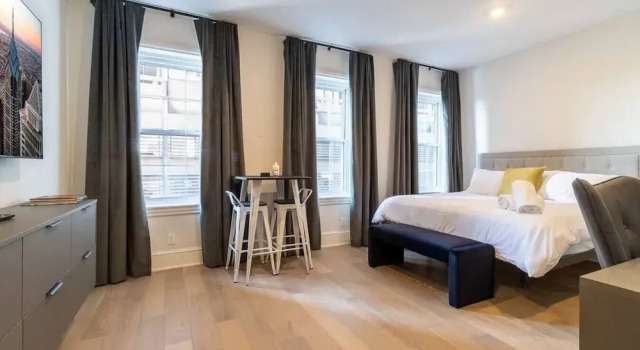 Апартаменты Classic Thena Hotel - Huge Studio - Midtown