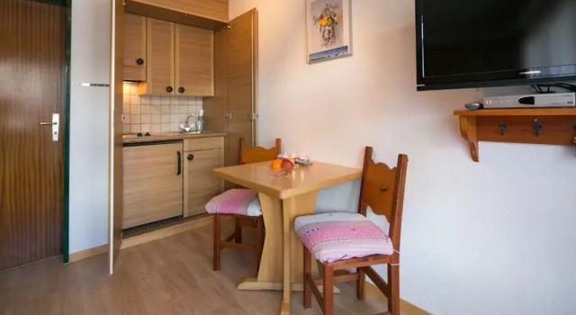 Chalet Aroleid