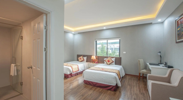 Номер Superior Sunrise Hanoi Hotel