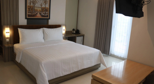 Suite Surabaya River View Hotel