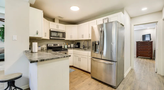 Коттедж с 3 комнатами San Juan Home w/ Spacious Backyard Near Border!