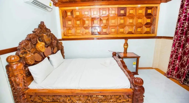 Номер Deluxe Ly Meng Hotel